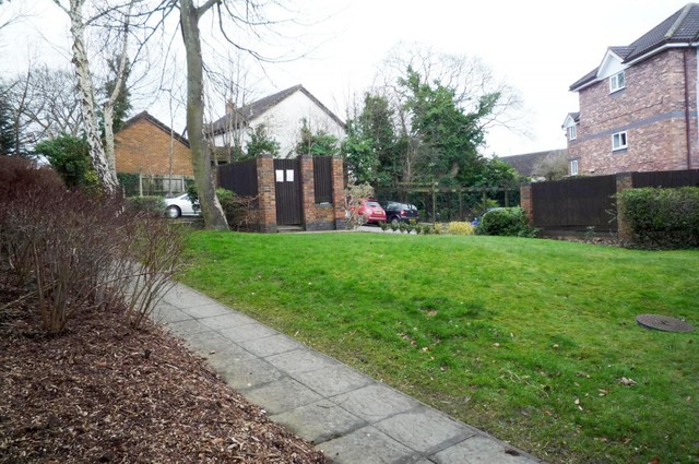  Image of 2 bedroom Flat to rent in Millers Rise St. Albans AL1 at Old London Road  St. Albans, AL1 1QW