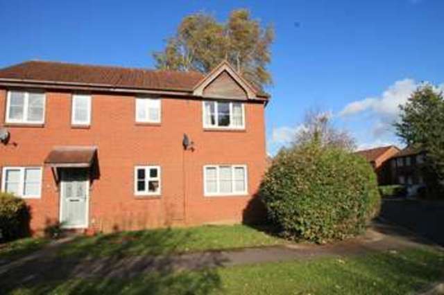  Image of 1 bedroom Terraced house to rent in Monmouth Close Chandler