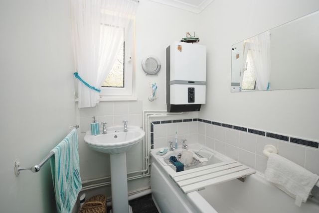  Image of 3 bedroom Terraced house for sale in Montgomery Road Southampton SO18 at Montgomery Road  Southampton, SO18 4RX