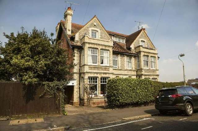  Image of 5 bedroom Semi-Detached house for sale in Morgan Road Reading RG1 at Morgan Road  Reading, RG1 5HQ