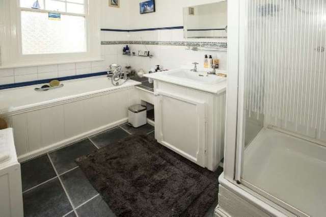  Image of 5 bedroom Semi-Detached house for sale in Morgan Road Reading RG1 at Morgan Road  Reading, RG1 5HQ