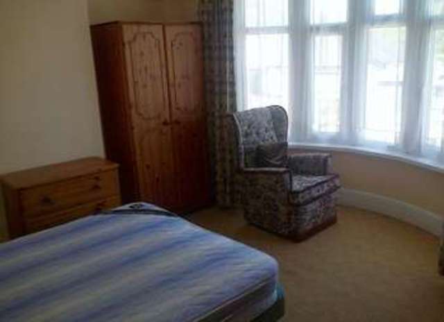  Image of 4 bedroom Semi-Detached house to rent in Mostyn Avenue Carmarthen SA31 at Mostyn Avenue  Carmarthen, SA31 2AH