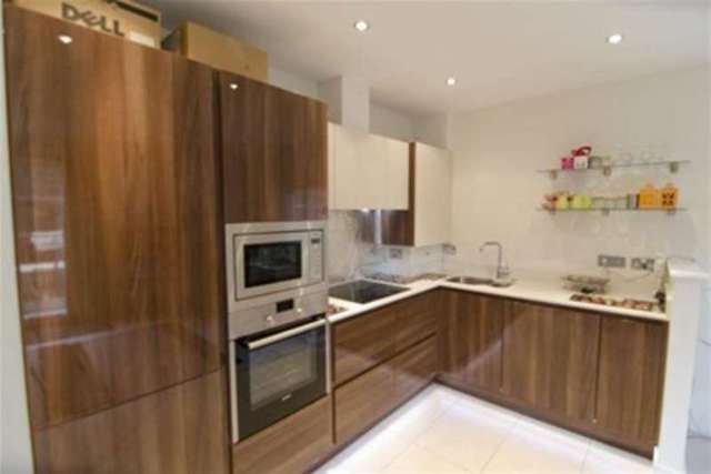  Image of 2 bedroom Property to rent in Harmonia Court Watford WD17 at Watford, WD17 4BT