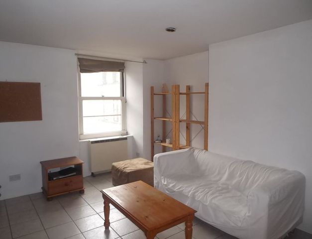  Image of 1 bedroom Flat to rent in Nethergate Dundee DD1 at City Centre Dundee Dundee, DD1 4EN