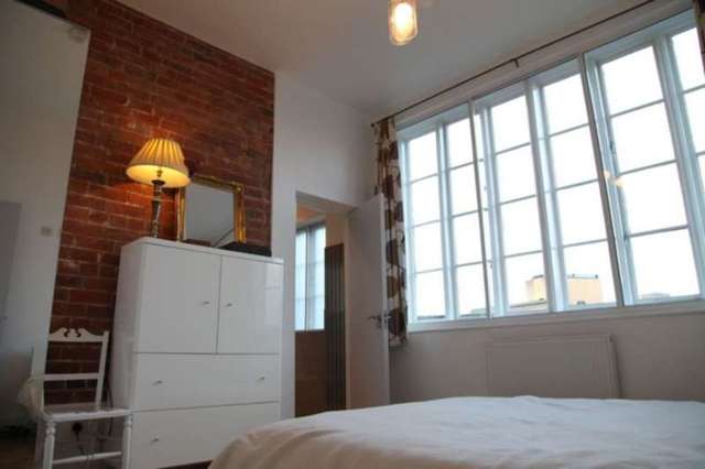  Image of 2 bedroom Flat to rent in New Buildings Coventry CV1 at City Centre Coventry Coventry, CV1 1FE