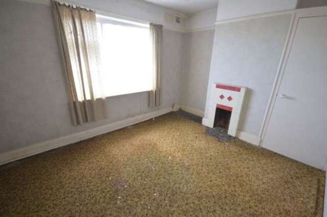  Image of 3 bedroom Semi-Detached house for sale in Newlands Park Road Scarborough YO12 at Newlands Park Road  Scarborough, YO12 6PX