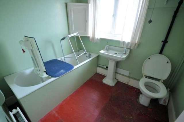  Image of 3 bedroom Semi-Detached house for sale in Newlands Park Road Scarborough YO12 at Newlands Park Road  Scarborough, YO12 6PX