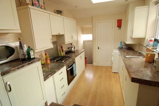  Image of 5 bedroom Flat to rent in Newlands Road Gosforth Newcastle upon Tyne NE2 at Newlands Road Array Jesmond, NE2 3NT