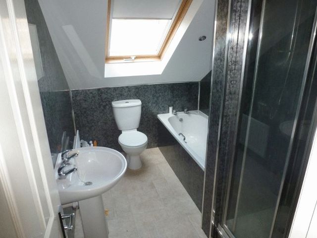  Image of 5 bedroom Flat to rent in Newlands Road Gosforth Newcastle upon Tyne NE2 at Newlands Road Array Jesmond, NE2 3NT