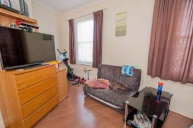  Image of 1 bedroom Flat for sale in High Street Newmarket CB8 at Newmarket Suffolk Newmarket, CB8 8LB
