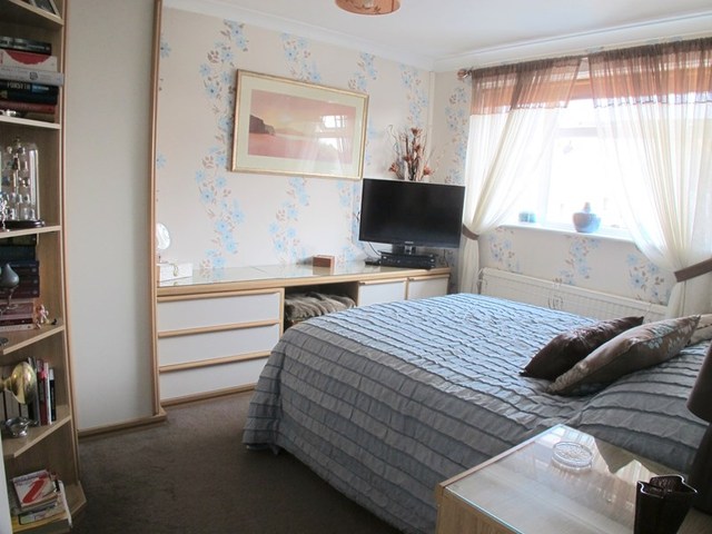  Image of 3 bedroom End of Terrace for sale in Norfolk Road Gosport PO12 at Norfolk Road  Gosport, PO12 3AN