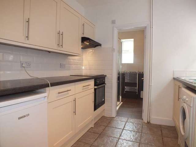  Image of 1 bedroom Detached house to rent in Norfolk Road Reading RG30 at Reading Berkshire Reading, RG30 2EG
