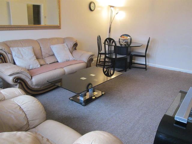  Image of 2 bedroom Maisonette for sale in Willow Tree Lane Yeading Hayes UB4 at Hayes Middlesex Yeading, UB4 9BD