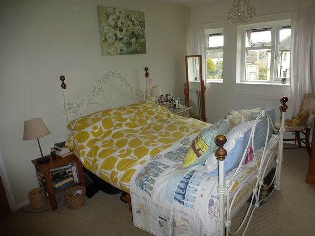  Image of 3 bedroom Semi-Detached house for sale in North Street Fritwell Bicester OX27 at North Street Fritwell Bicester, OX27 7QX