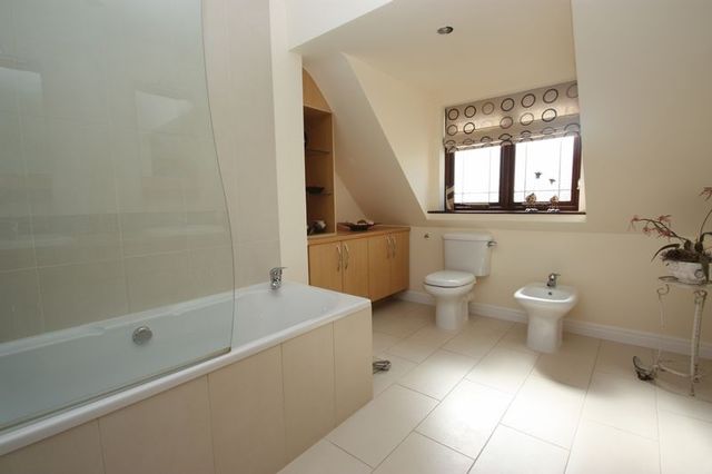  Image of 4 bedroom Detached house for sale in Norwood Carleton Pontefract WF8 at Norwood  Pontefract, WF8 3SD