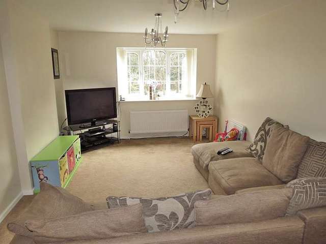  Image of 2 bedroom Flat for sale in Oakdene Vale Shadwell Leeds LS17 at Leeds LS17 Leeds, LS17 8XT
