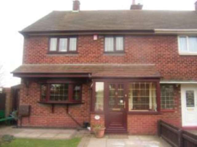  Image of 3 bedroom Semi-Detached house to rent in Odell Crescent Walsall WS3 at Odell Crescent  Walsall, WS3 2EF