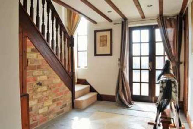  Image of 3 bedroom Semi-Detached house for sale in Bennetts Hill Offenham Evesham WR11 at 1 Bennetts Hill Offenham Evesham, WR11 8RN