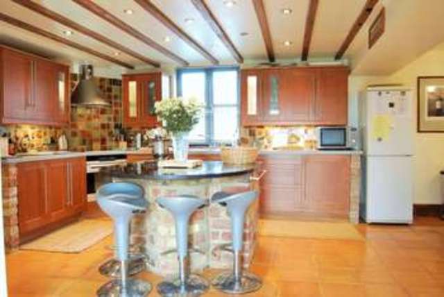  Image of 3 bedroom Semi-Detached house for sale in Bennetts Hill Offenham Evesham WR11 at 1 Bennetts Hill Offenham Evesham, WR11 8RN