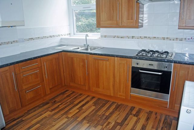  Image of 1 bedroom Flat to rent in Old Street Clevedon BS21 at Old Street  Clevedon, BS21 6BT