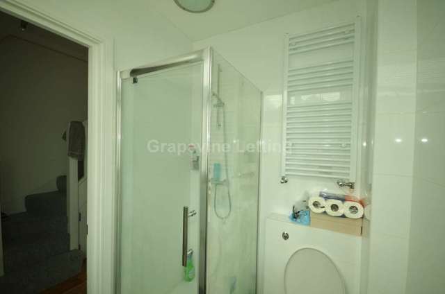 Image of 1 bedroom Apartment to rent in Beehive Place London SW9 at Beehive Place  London, SW9 7QR