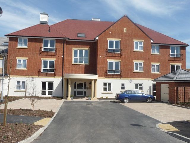  Image of 1 bedroom Flat to rent in Torun Way Swindon SN25 at Orchid Court Torun way Swindon, SN25 1TA