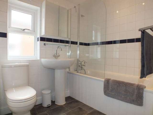 Image of 1 bedroom Detached house to rent in Ormsby Street Reading RG1 at Reading Berkshire Reading, RG1 7YR