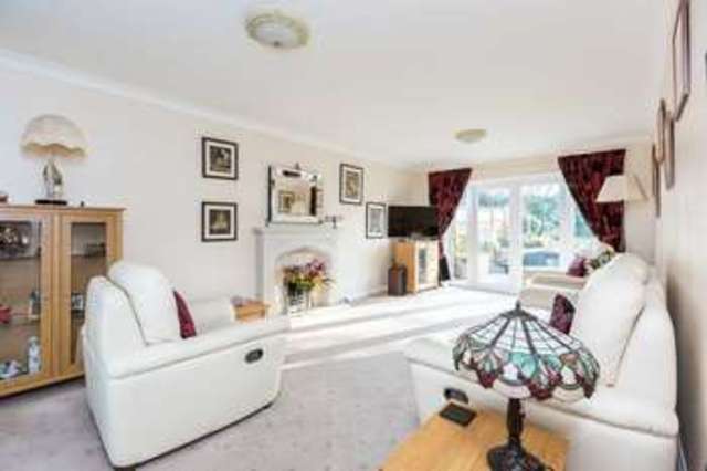  Image of 4 bedroom Detached house for sale in Pargeters Hyam Hockley SS5 at Pargeters Hyam  Hockley, SS5 4EA