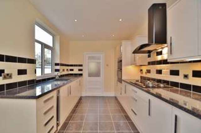  Image of 3 bedroom Terraced house for sale in Park Lane Salford M6 at Park Lane  Salford, M6 7RQ