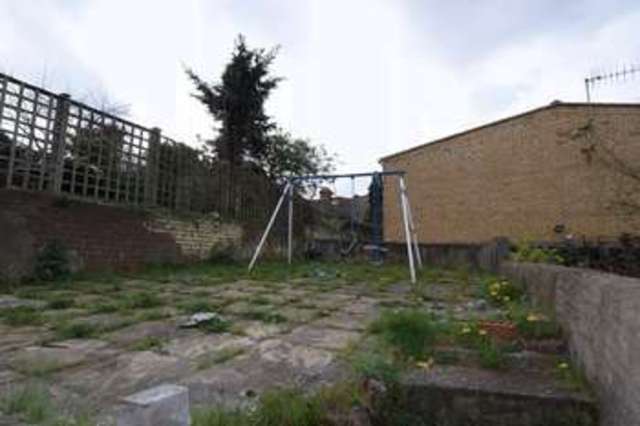  Image of 2 bedroom Terraced house for sale in Parkdale Road London SE18 at Parkdale Road  Plumstead, SE18 1RS
