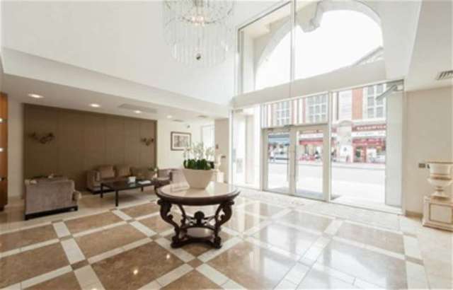  Image of 3 bedroom Flat to rent in Baker Street London NW1 at London, NW1 6XE