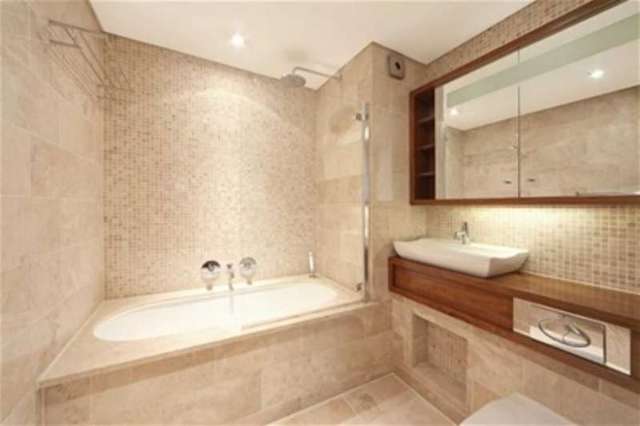  Image of 3 bedroom Flat to rent in Baker Street London NW1 at London, NW1 6XE