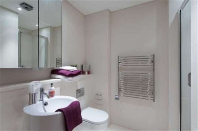  Image of 3 bedroom Flat to rent in Baker Street London NW1 at London, NW1 6XE