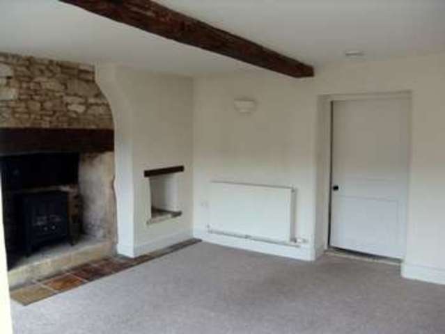  Image of 3 bedroom Semi-Detached house to rent in Parliament Street Stroud GL5 at Parliament Street  Stroud, GL5 1LN
