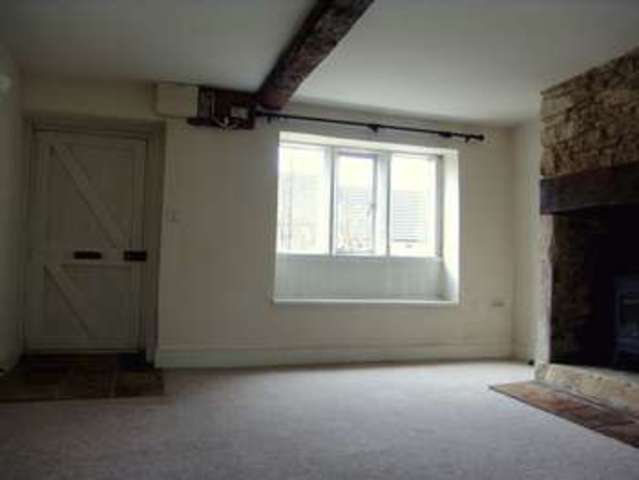  Image of 3 bedroom Semi-Detached house to rent in Parliament Street Stroud GL5 at Parliament Street  Stroud, GL5 1LN