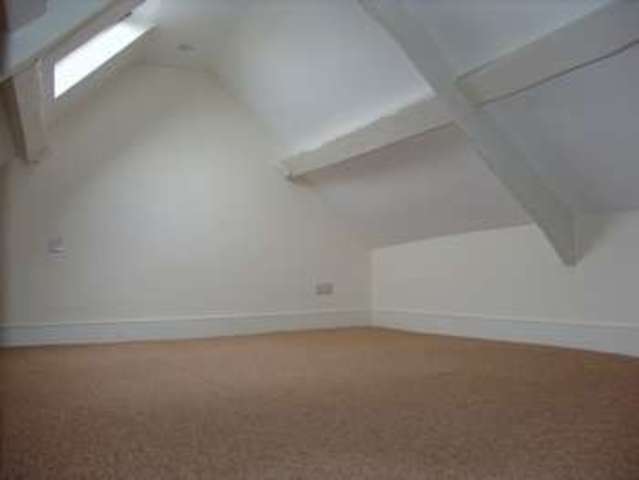  Image of 3 bedroom Semi-Detached house to rent in Parliament Street Stroud GL5 at Parliament Street  Stroud, GL5 1LN