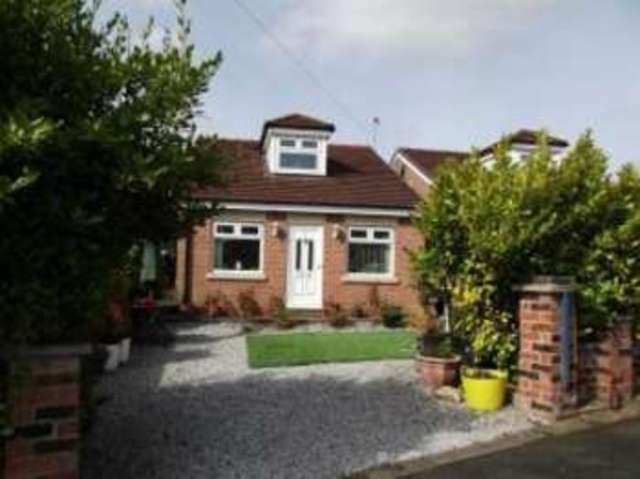  Image of 3 bedroom Bungalow for sale in Parsonage Road Walkden Manchester M28 at Worsley Manchester Walkden, M28 3SJ
