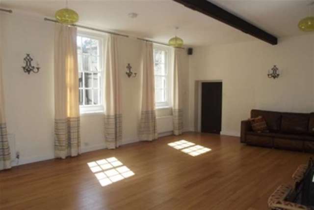  Image of 1 bedroom Detached house to rent in The Broadway Petham Canterbury CT4 at Canterbury, CT4 5RX