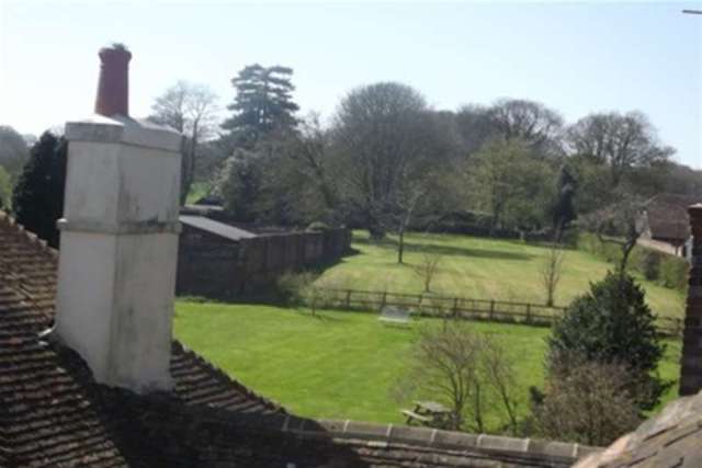  Image of 1 bedroom Detached house to rent in The Broadway Petham Canterbury CT4 at Canterbury, CT4 5RX