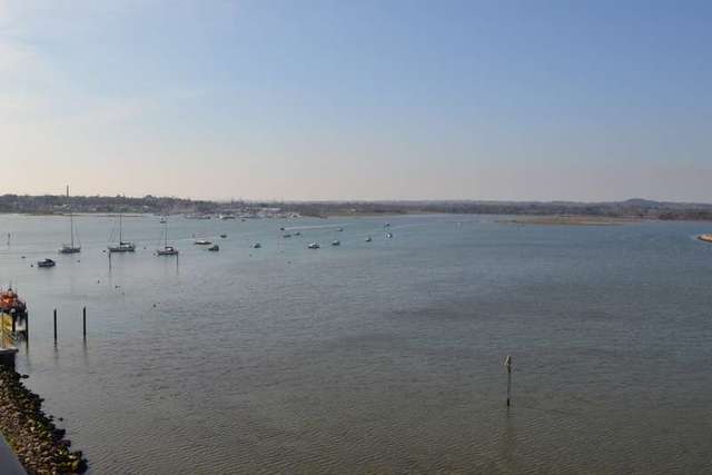  Image of 2 bedroom Flat to rent in Lifeboat Quay Poole BH15 at Lifeboat Quay  Poole, BH15 1LS