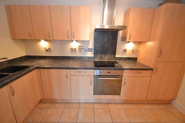  Image of 2 bedroom Flat to rent in Lifeboat Quay Poole BH15 at Lifeboat Quay  Poole, BH15 1LS