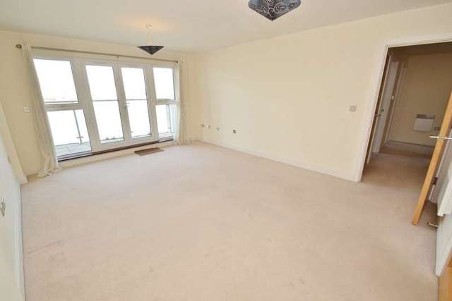  Image of 2 bedroom Flat to rent in Lifeboat Quay Poole BH15 at Lifeboat Quay  Poole, BH15 1LS