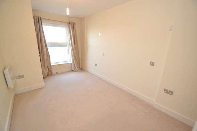  Image of 2 bedroom Flat to rent in Lifeboat Quay Poole BH15 at Lifeboat Quay  Poole, BH15 1LS