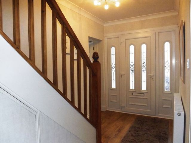  Image of 3 bedroom Semi-Detached house to rent in Poulters Lane Broadwater Worthing BN14 at Poulters Lane  Worthing, BN14 7SS