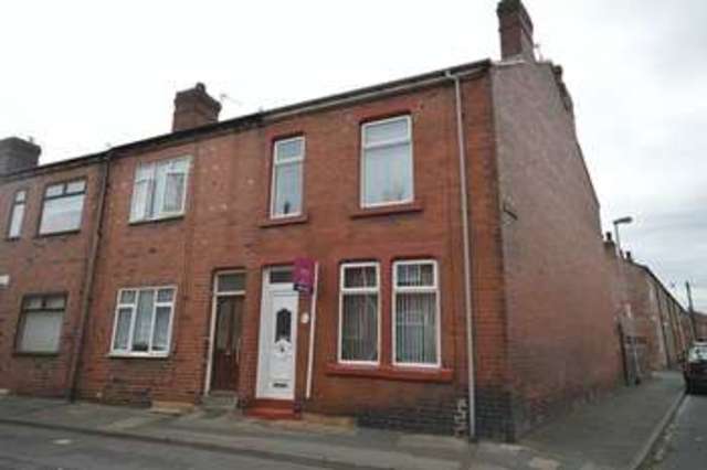  Image of 3 bedroom Terraced house for sale in Pretoria Street Castleford WF10 at Pretoria Street  Castleford, WF10 4DY