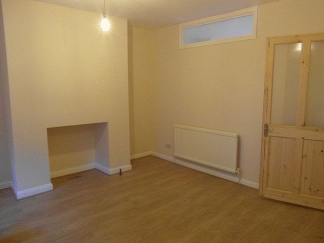  Image of 2 bedroom Flat for sale in Princess Road Croydon CR0 at Princess Road  CROYDON, CR0 2QZ
