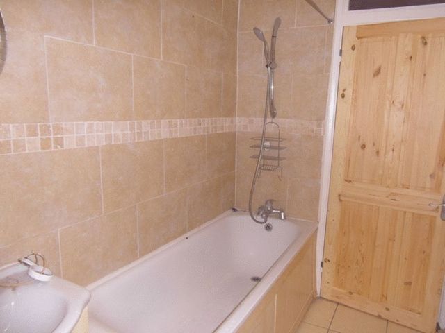  Image of 2 bedroom Flat for sale in Princess Road Croydon CR0 at Princess Road  CROYDON, CR0 2QZ