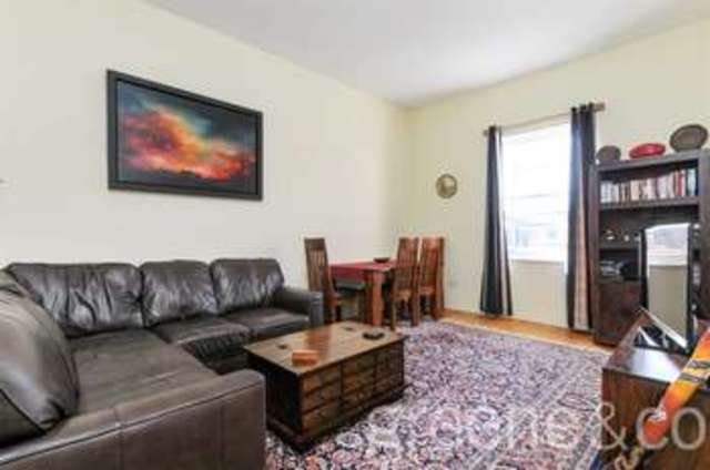  Image of 1 bedroom Flat for sale in Princess Road London NW6 at London  Kilburn Park, NW6 5QT