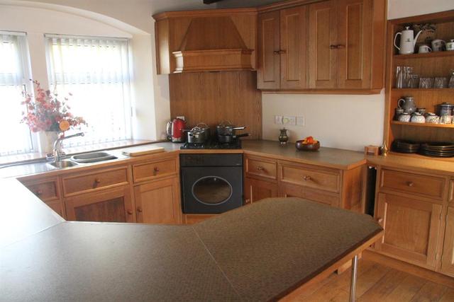  Image of 3 bedroom Semi-Detached house for sale in Princess Street Rawdon Leeds LS19 at Rawdon Leeds Rawdon, LS19 6BS