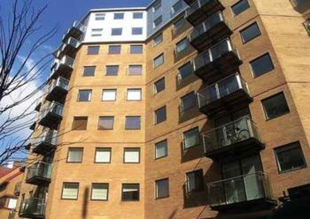  Image of 2 bedroom Flat for sale in Merchants Place Reading RG1 at Merchants Place  Reading, RG1 1ET